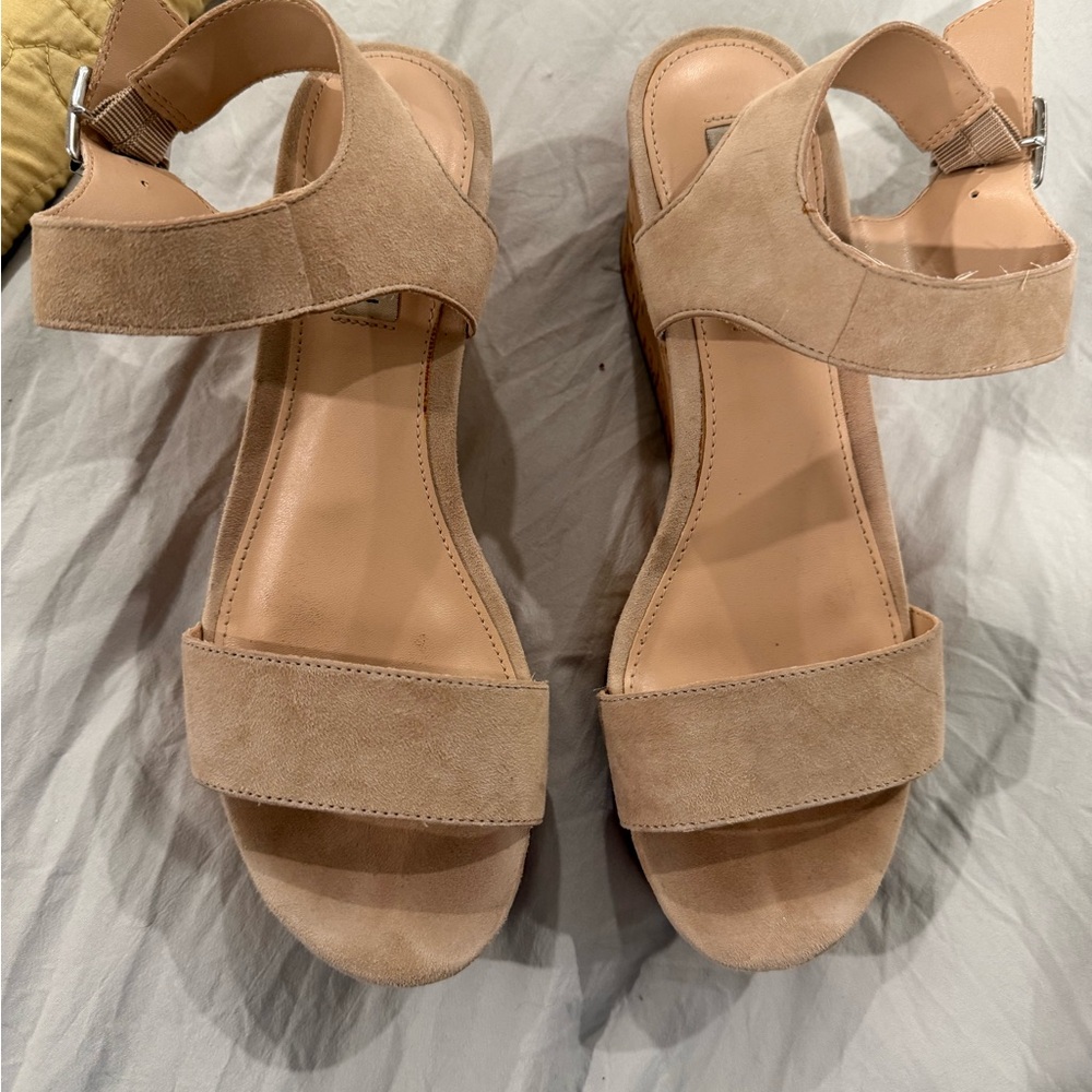 Steve Madden Beige Suede Sandals